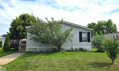 21310 Boquet Dr, Macomb, MI, 48044-3640 | Card Image