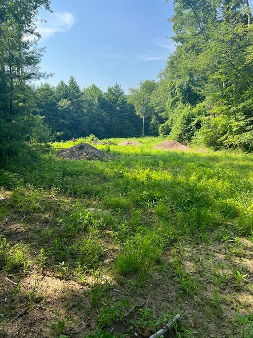 122 Vinton Rd, Holland, MA, 01521-2453 | Card Image