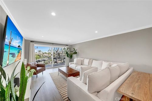 ph9-300 Cagney Ln, Newport Beach, CA, 92663-2660 | Card Image
