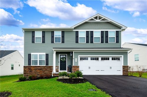 105 Jerome Dr, Butler, PA, 16001-3701 | Card Image