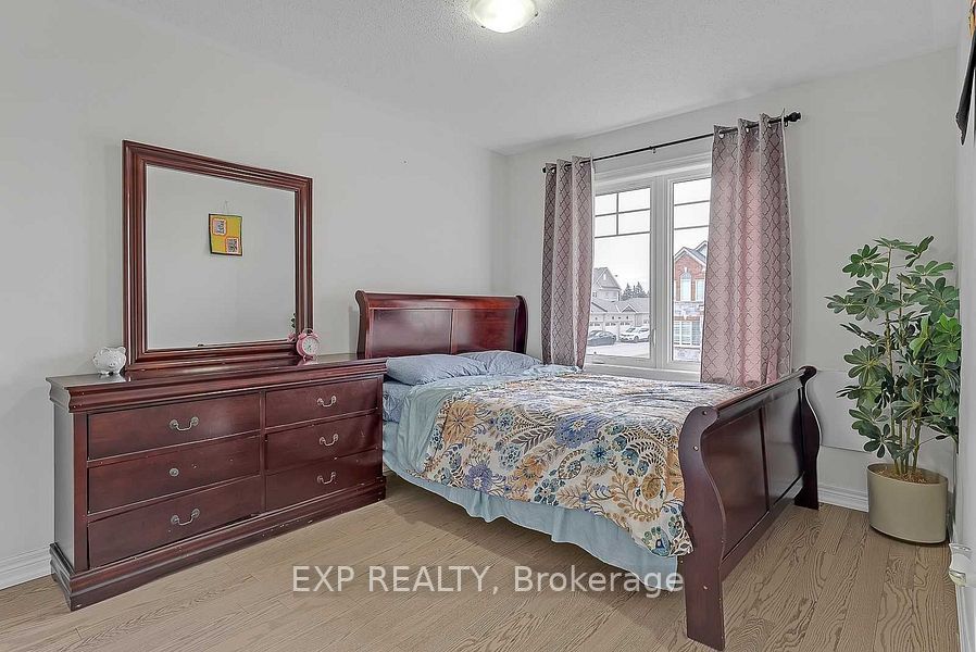Residential in East Gwillimbury 4