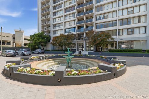 428-410 W 7th St, Tulsa, OK, 74119-1052 | Card Image
