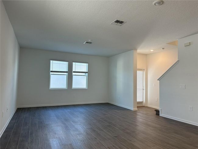1629 Cross Prairie Pkwy, House other with 3 bedrooms, 3 bathrooms and null parking in KISSIMMEE FL | Image 6