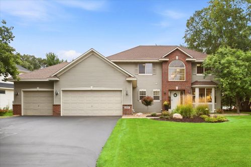 6808 Cambridge Rd, Shakopee, MN, 55379-7037 | Card Image
