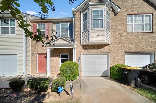 6120 Capitol Knl, Fairburn, GA, 30213-4422 | Card Image