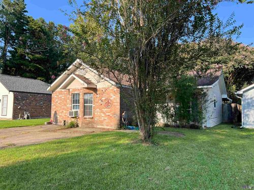 30462 Fairway View Dr, Denham Springs, LA, 70726 | Card Image