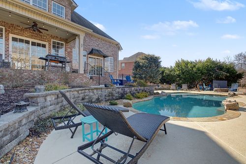 427 Creekview Dr, Murfreesboro, TN, 37128-3873 | Card Image