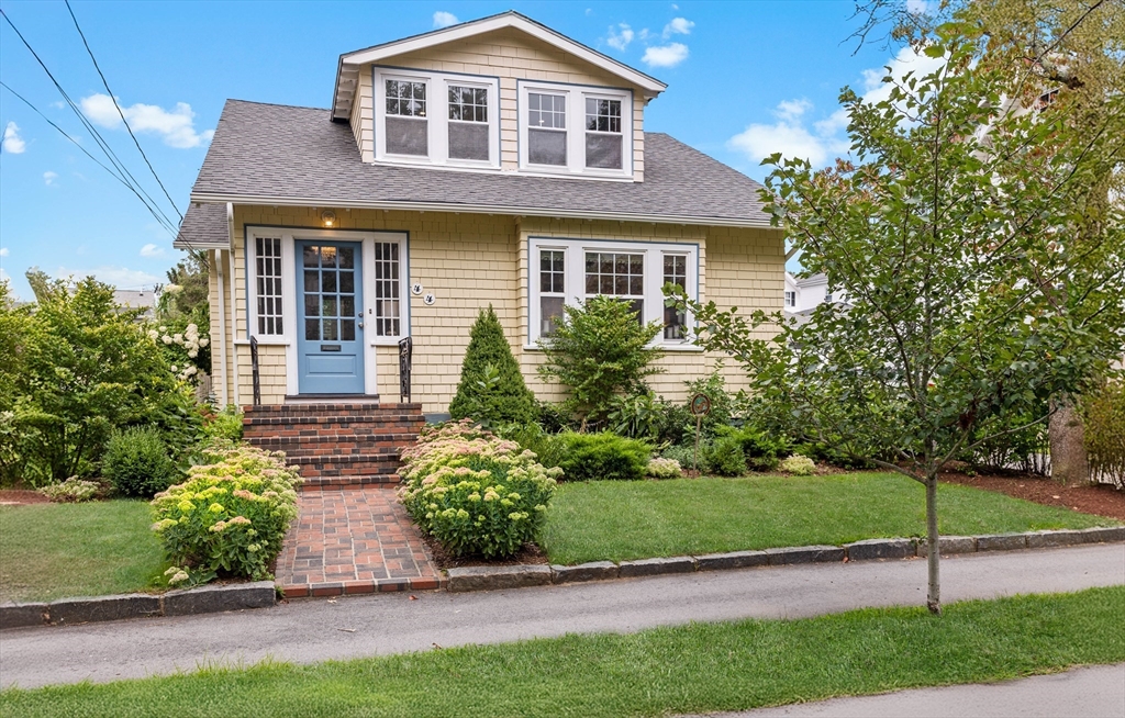 Antwerp St, Milton, MA 02186