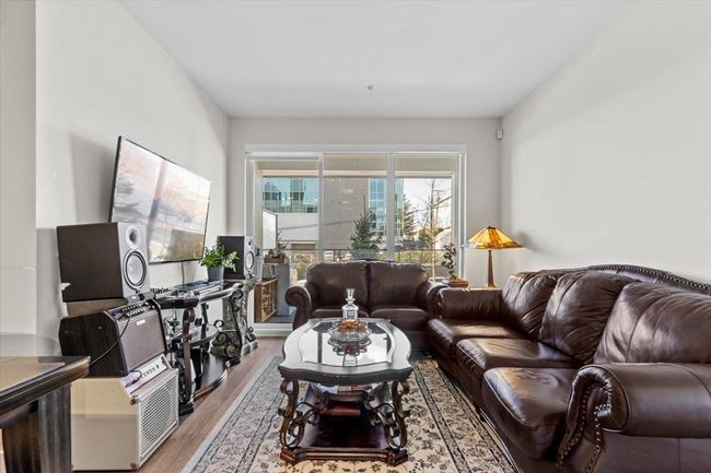 108 - 1728 Gilmore Avenue, Condo with 2 bedrooms, 2 bathrooms and 1 parking in Burnaby BC | Image 9