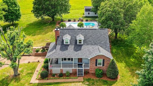 3146 Old Greenbrier Pike, Greenbrier, TN, 37073-4519 | Card Image