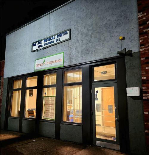 330 E 8th Ave, Homestead, PA, 15120-1518 | Card Image