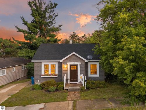 417 E North Street, Cadillac, MI, 49601 | Card Image