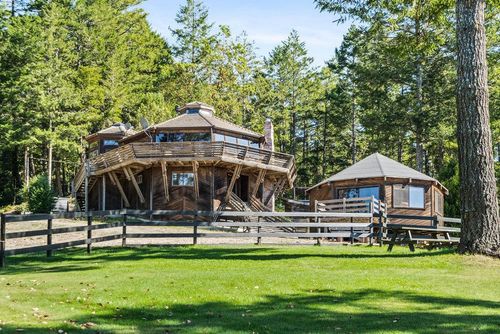 200 S Ranch Rd, Pescadero, CA, 94060 | Card Image