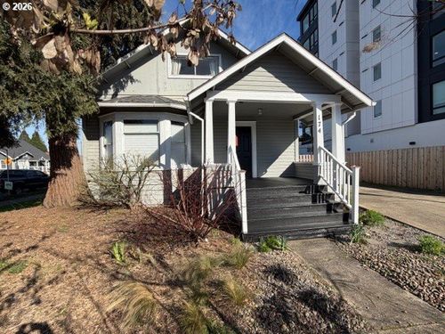 174 Ne 4th Ave, Hillsboro, OR, 97124-3152 | Card Image