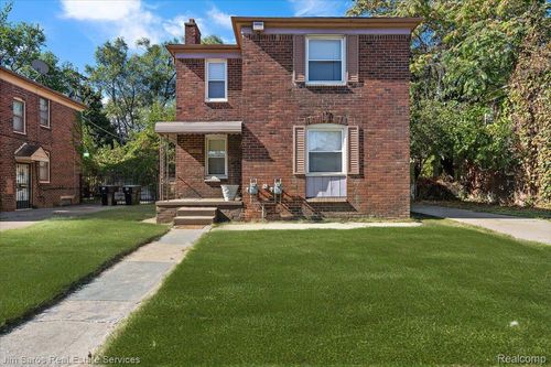 2962 Ewald Cir, Detroit, MI, 48238-2553 | Card Image