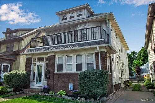 82 Rutland St, Buffalo, NY, 14220-1628 | Card Image