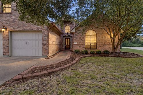 1010 Mockingbird Ln, Richwood, TX, 77531-2237 | Card Image