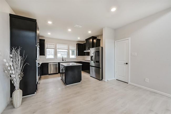 21606 Laggan Cliff Ln, House other with 5 bedrooms, 3 bathrooms and 2 parking in Cypress TX | Image 11