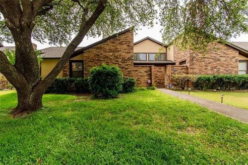 3912 Saint Christopher Ln, Dallas, TX, 75287-6311 | Card Image