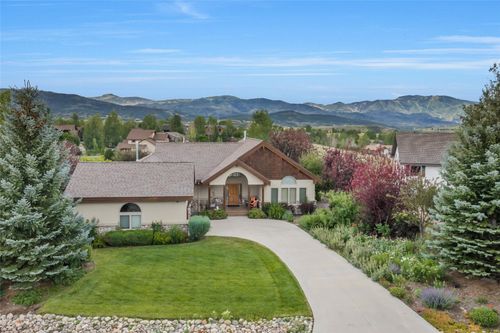 27509 Silver Spur St, Steamboat Springs, CO, 80487-8407 | Card Image