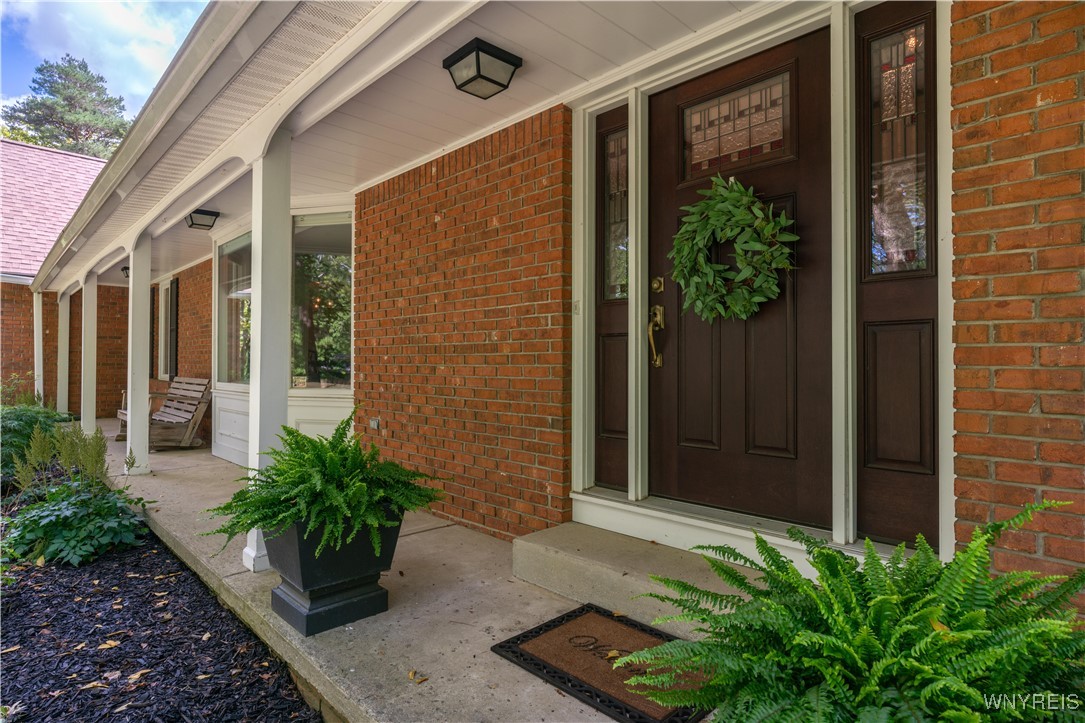 Valley View Dr, Orchard Park, NY 14127