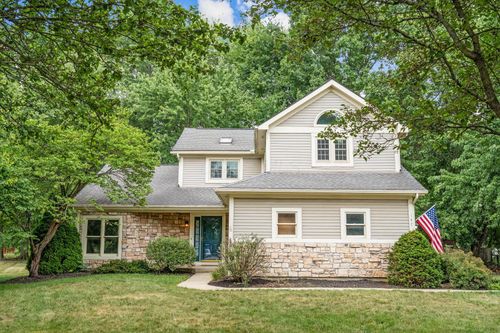 147 Curly Smart Cir, Delaware, OH, 43015-1300 | Card Image