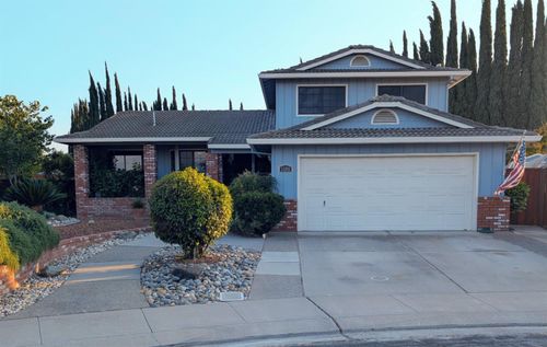 1588 Liverpool Ct, Manteca, CA, 95336-6246 | Card Image