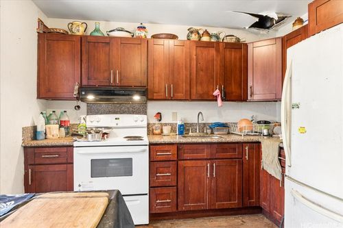 41-569 Inoaole St, Waimanalo, HI, 96795-1209 | Card Image