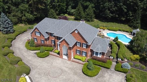 18 Apple Ln, Tewksbury Twp, NJ, 07830-3122 | Card Image