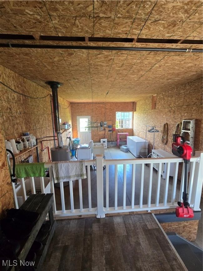 Garage Space in the guest house | Image 41