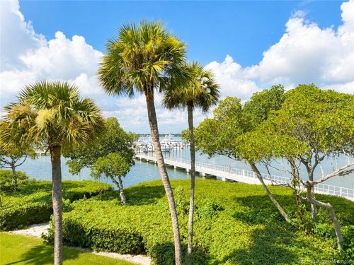 302-390 Ne Edgewater Dr, Stuart, FL, 34996-1640 | Card Image