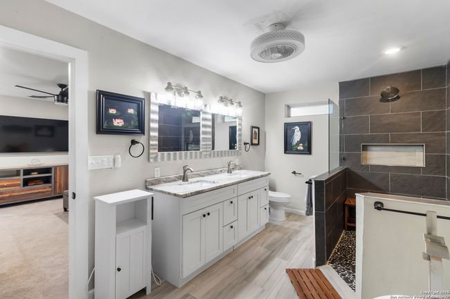 139 Canyon Creek Dr, House other with 4 bedrooms, 4 bathrooms and null parking in Hollywood Park TX | Image 20