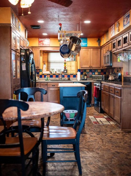 1911 Shadow Bend Dr, Houston, TX, 77043-2413 | Card Image