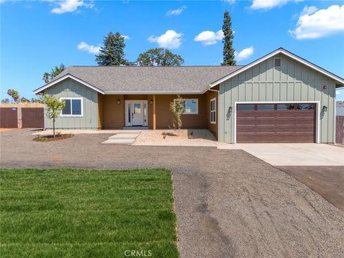 574 Hillcrest Dr, Paradise, CA, 95969-5700 | Card Image