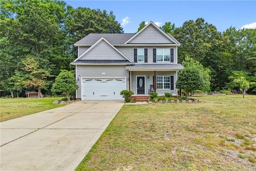 1515 Gray Hill Ct, Hope Mills, NC, 28348-8065 | Card Image