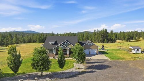 5748 Jergens Rd, Nine Mile Falls, WA, 99026-9589 | Card Image