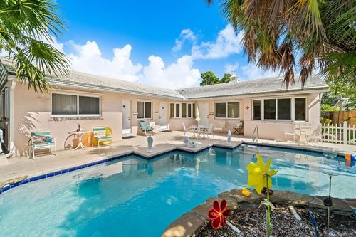 1681 Ne 56th St, Fort Lauderdale, FL, 33334-5829 | Card Image