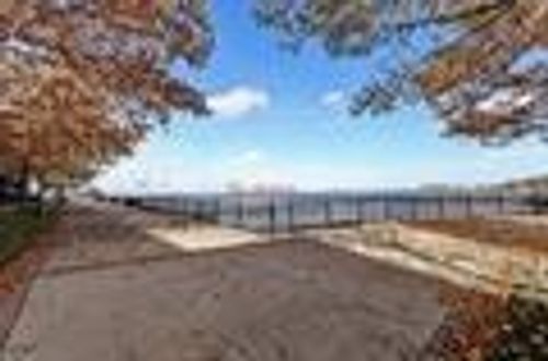 11-11 Bayside Dr, Bayonne, NJ, 07002-1278 | Card Image