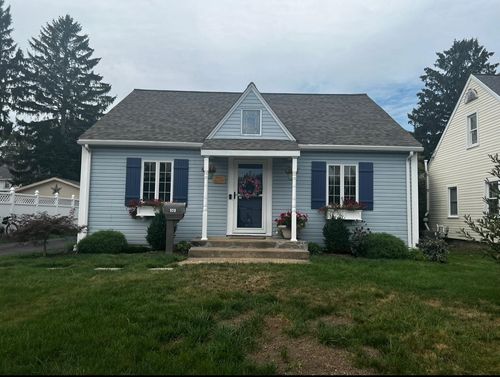 920 Oakmont Ave, Erie, PA, 16505-3246 | Card Image