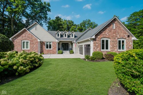 8541 Helmsman Cir, Indianapolis, IN, 46256-9506 | Card Image