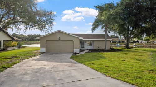 8050 Roxburgh Ct, Weeki Wachee, FL, 34613-5126 | Card Image