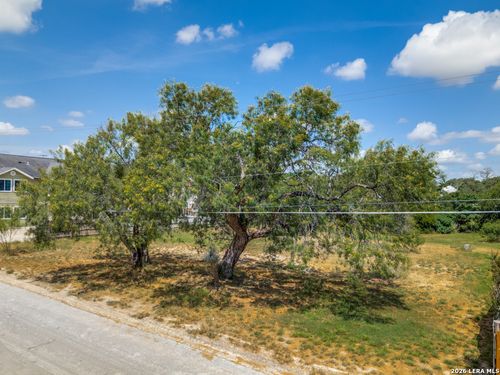 0 N Upson Dr, Devine, TX, 78016 | Card Image