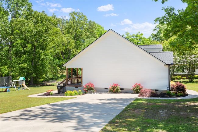 500 Riley Rd, House other with 3 bedrooms, 2 bathrooms and null parking in Easley SC | Image 6