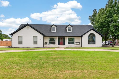 1801 N Lincoln St, Cabot, AR, 72023-2723 | Card Image