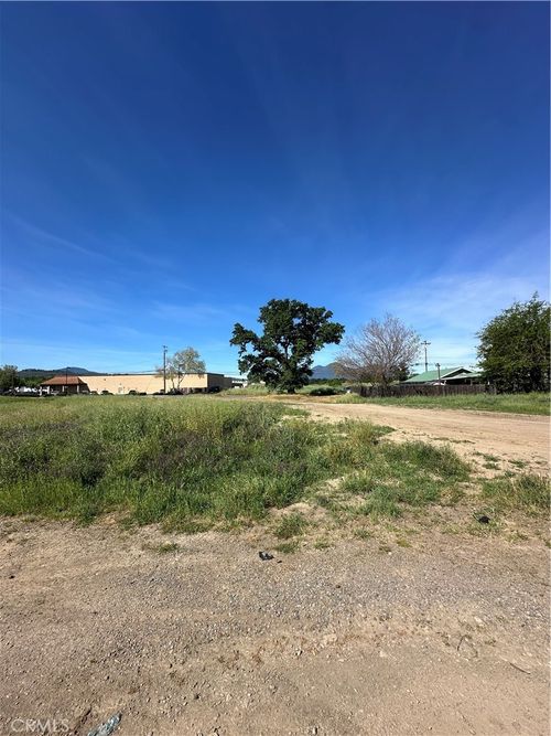 3385 Washington, Clearlake, CA, 95422 | Card Image