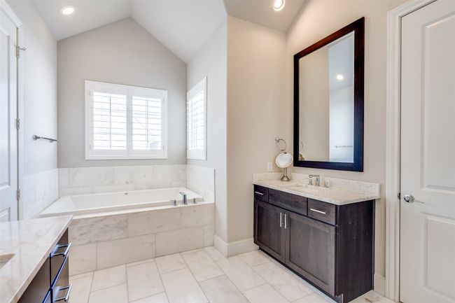 1729 G Ave, House other with 3 bedrooms, 3 bathrooms and null parking in Plano TX | Image 28