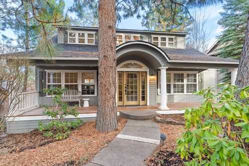 250 Nw 17th Street, Bend, OR, 97703 | Card Image