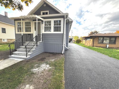 1207 Oakland Ave, Joliet, IL, 60435-4244 | Card Image