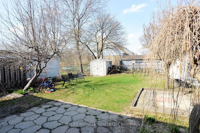 7 Sophia St, House other with 3 bedrooms, 2 bathrooms and 4 parking in Brampton ON | Image 43