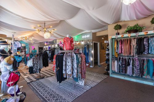 151 N White Mountain Rd, Show Low, AZ, 85901-5297 | Card Image